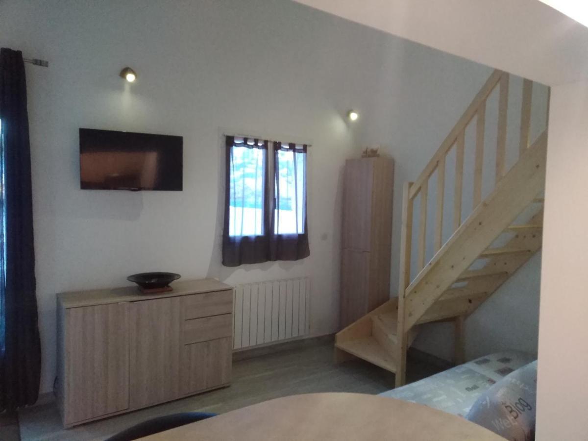 Studio Faillant Lorgues Spa Privatif Avec Superbe Piscine ภายนอก รูปภาพ